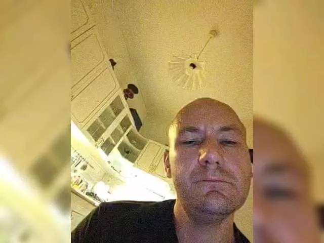 bradjolie on BongaCams