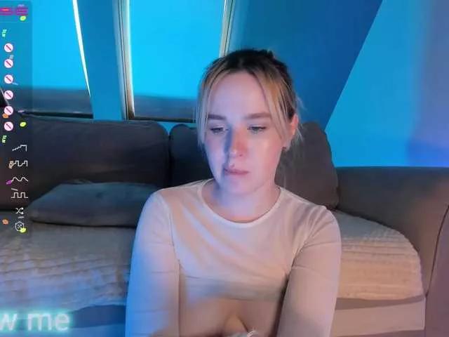 Brendaaa on BongaCams 