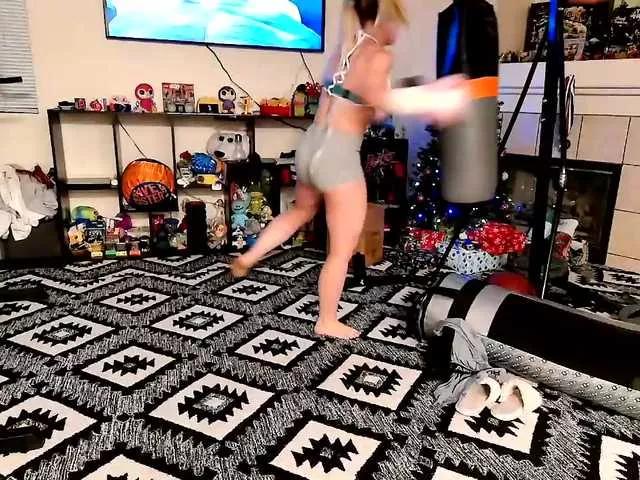 bubblybubbles on BongaCams 