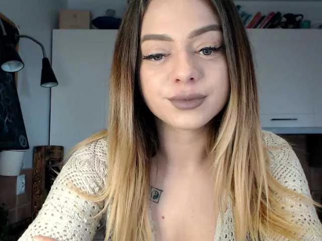 BuffyFire on BongaCams 