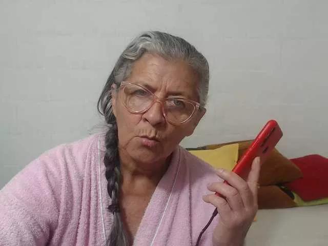 candy-mature on BongaCams 