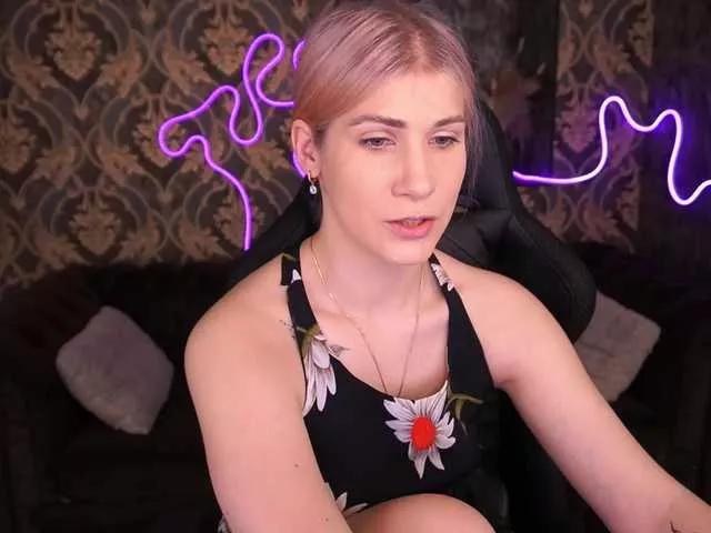 CassandraGood on BongaCams 