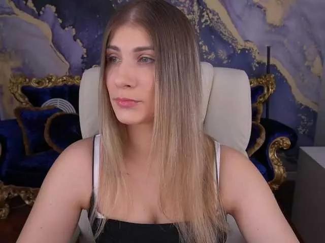 CassandraGood on BongaCams 