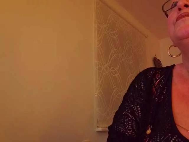 Connyat99 on BongaCams 