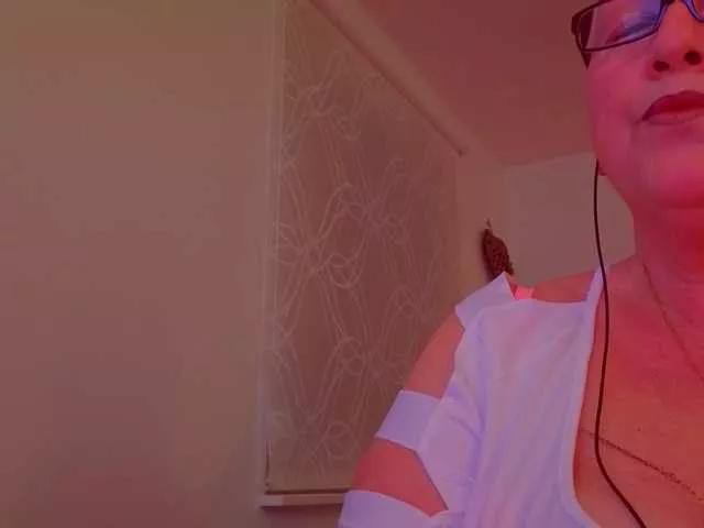 Connyat99 on BongaCams 