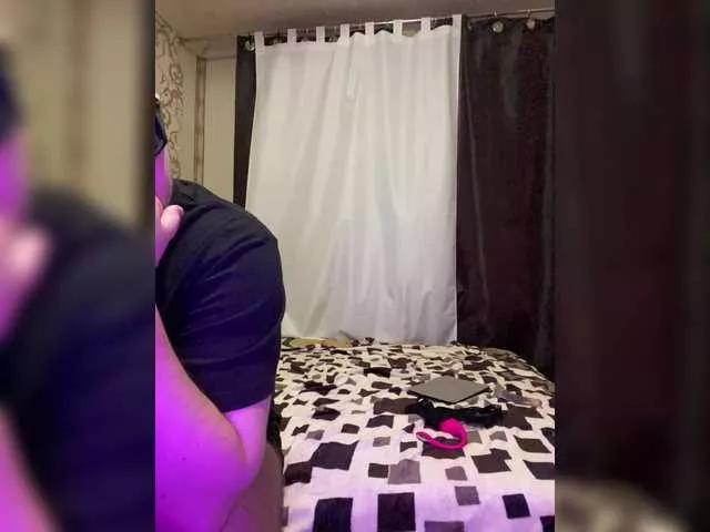 Freechat cutebunny691 on BongaCams