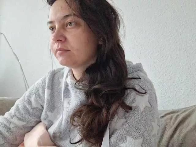 Offline CyndeeWinter on BongaCams