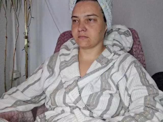 Offline CyndeeWinter on BongaCams