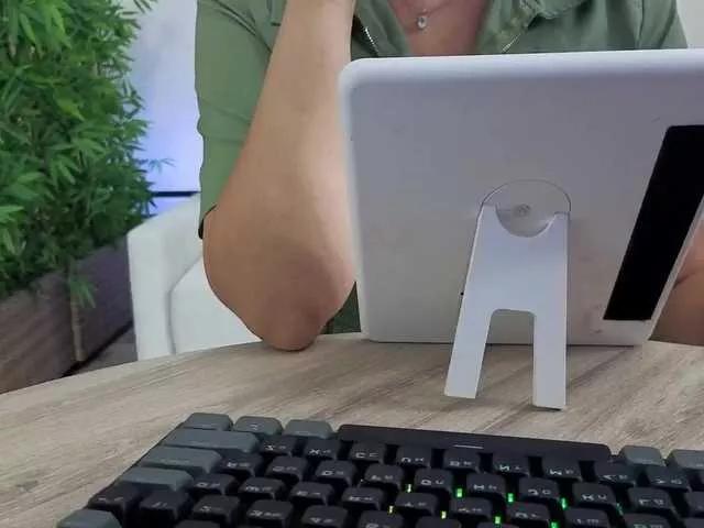 Freechat Danielea on BongaCams