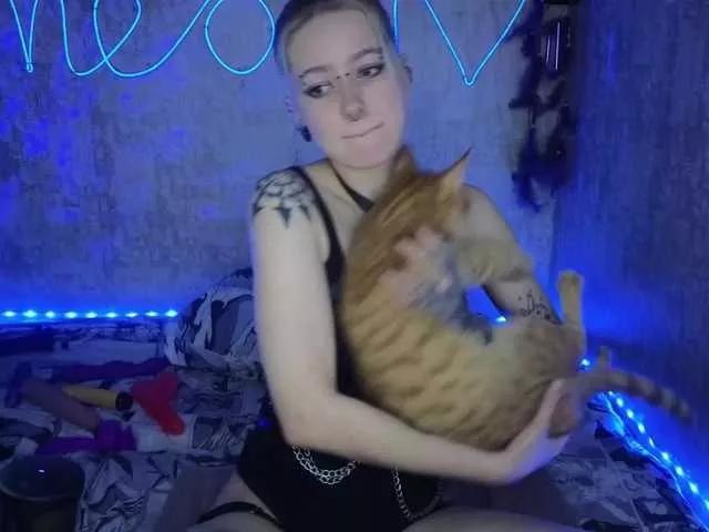 Offline DarkIRIS on BongaCams