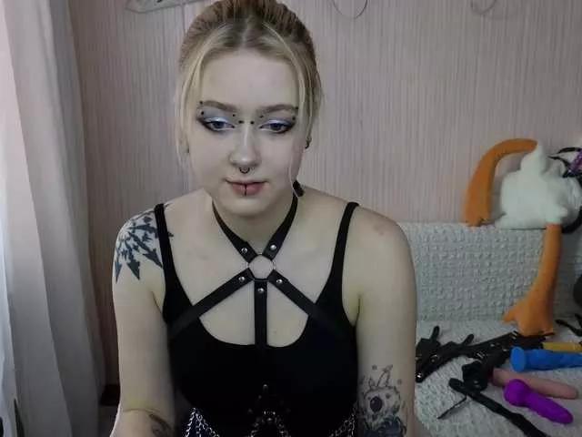 Offline DarkIRIS on BongaCams