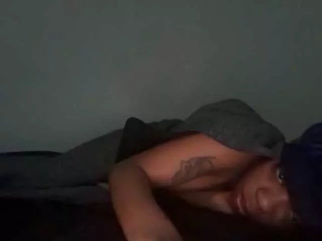 Offline DelightfulDark on BongaCams