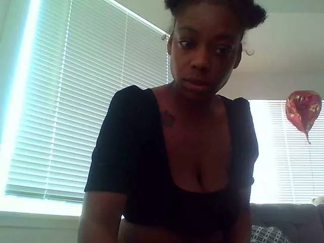 Offline DelightfulDark on BongaCams