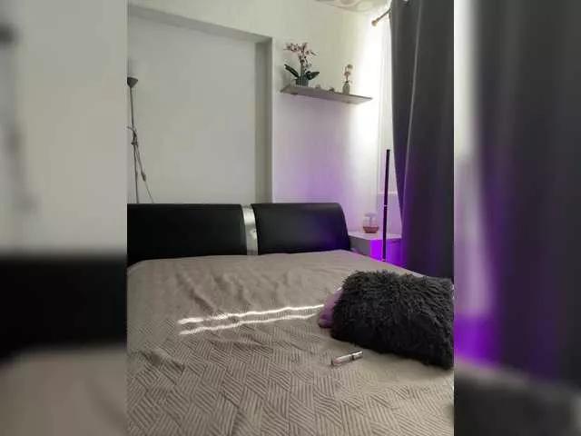 DELVIE on BongaCams 