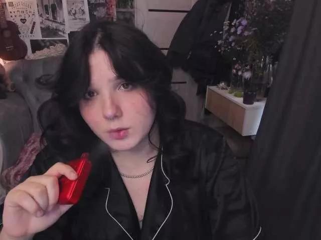 Offline Diassporra on BongaCams