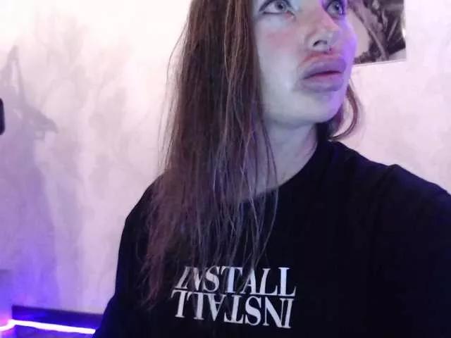 Dinarwa on BongaCams 