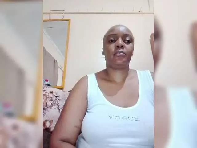 Dreamgirl2 on BongaCams 