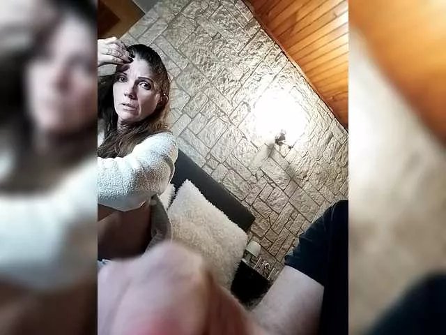 Offline Dreamlove20 on BongaCams