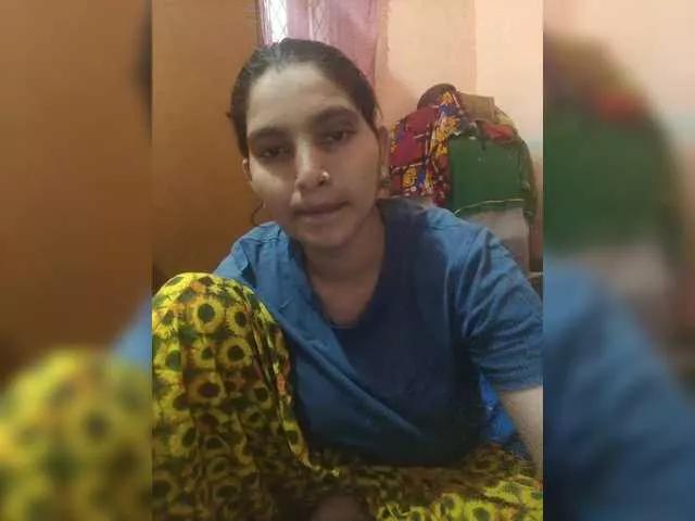 Dreams905 on BongaCams 
