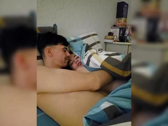 DveSuchki from BongaCams