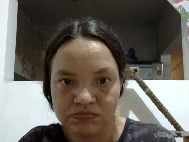 ElizabethMart on BongaCams 