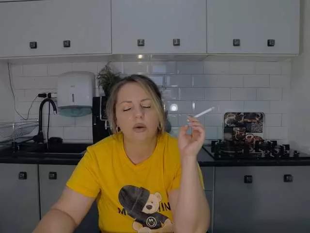 Offline EllaSwan on BongaCams