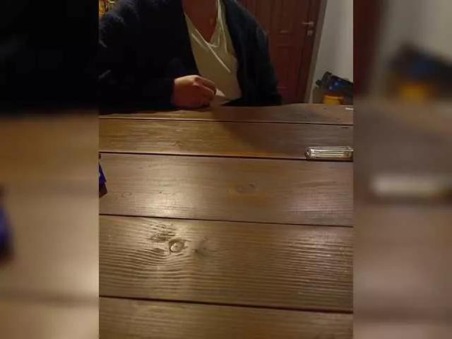 eluk on BongaCams 