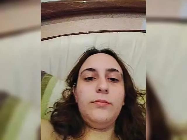 Offline Emaprincessa on BongaCams