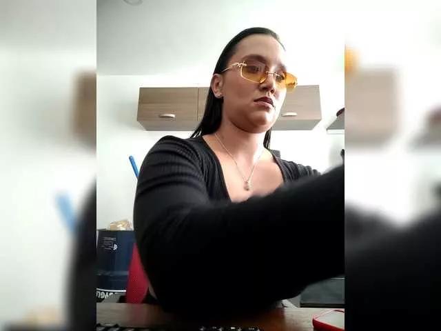 Emeraldgem on BongaCams 