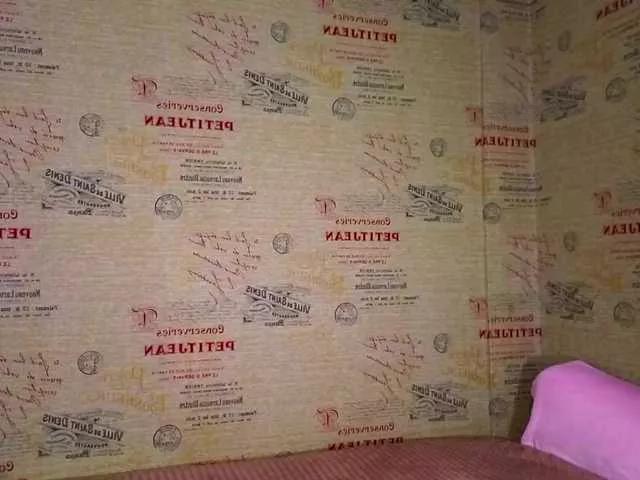 Try BongaCams's Emiless emiless from BongaCams