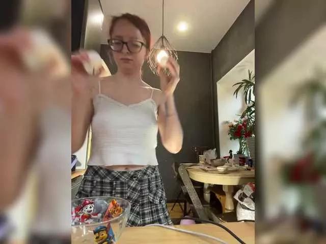 emma4you on BongaCams 