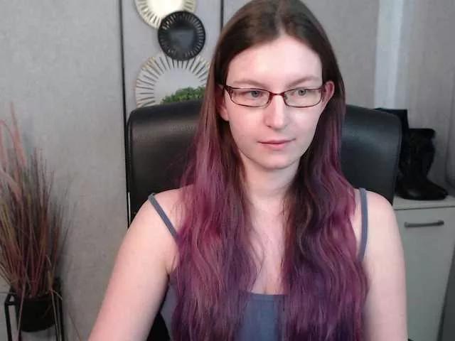 EmmaHeart on BongaCams 