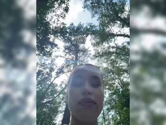 Enchantix on BongaCams