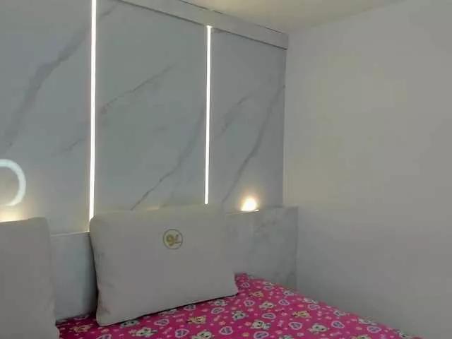 ErlysBrown on BongaCams