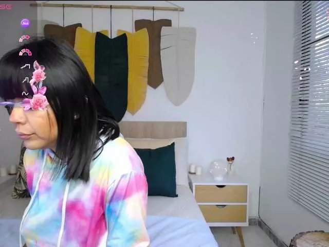 Offline EvyOwens on BongaCams