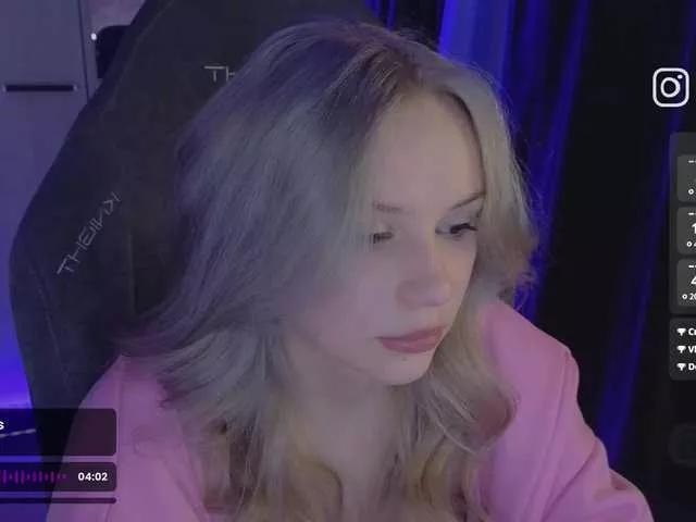 fymryn on BongaCams 