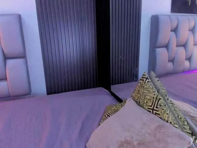 Offline Gia-Malkova on BongaCams