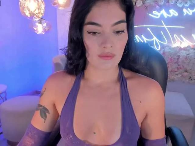 GiaFerrara on BongaCams 
