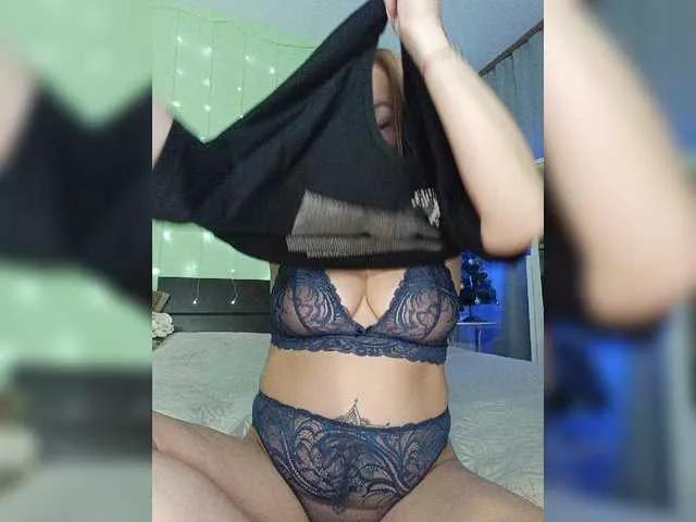 girlSbong on BongaCams 