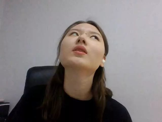 Offline GlennisSarvis on BongaCams