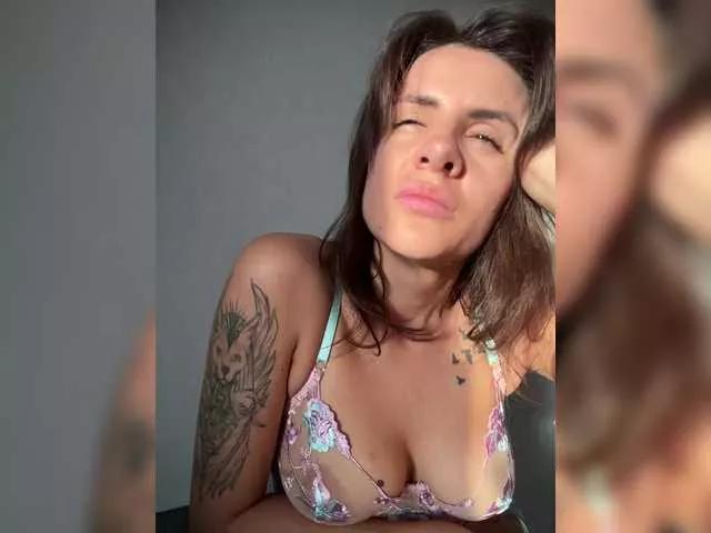 GoodLexi on BongaCams 