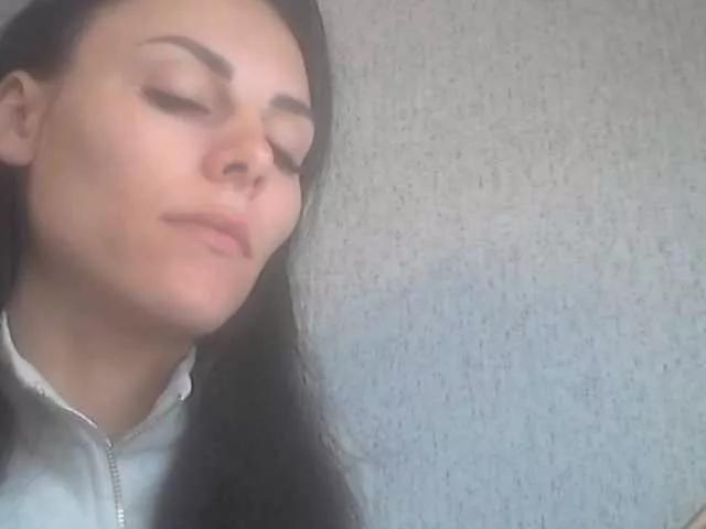 Offline Gospozha-77 on BongaCams