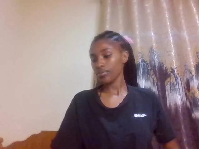 Offline HappyLoverxo on BongaCams