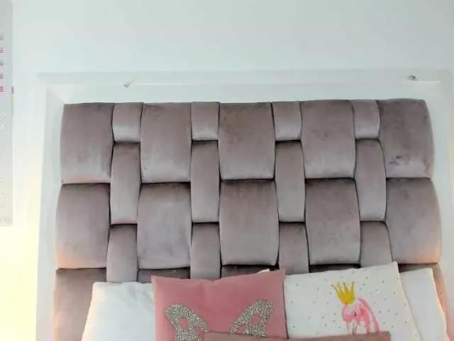 Naked HarleyQueen666 from BongaCams HarleyQueen666 from BongaCams