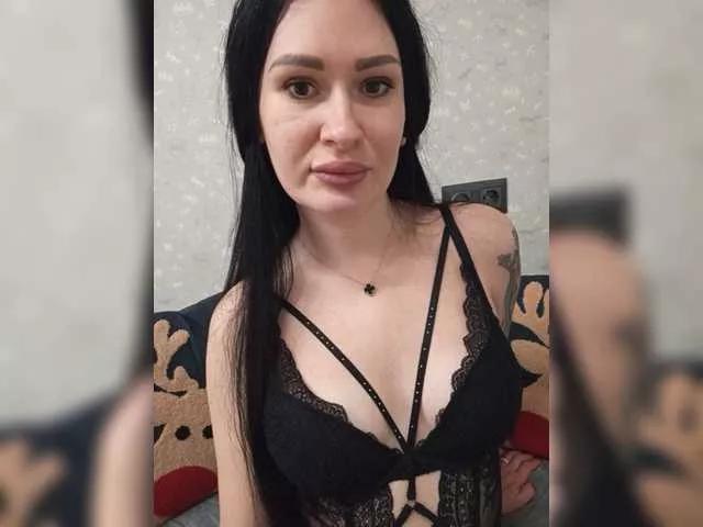 Helena27002 on BongaCams 