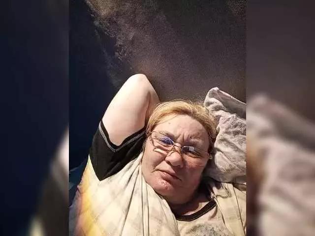 HelenaGloss on BongaCams 