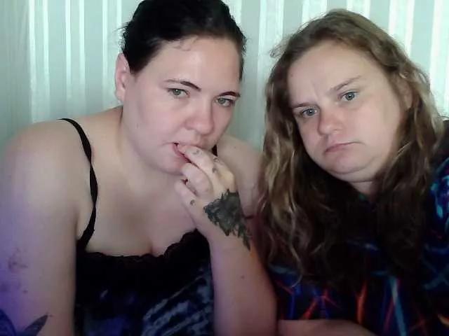 HollyXEva on BongaCams