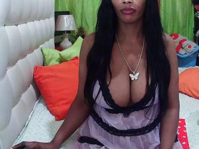 HOTLILLIE on BongaCams 