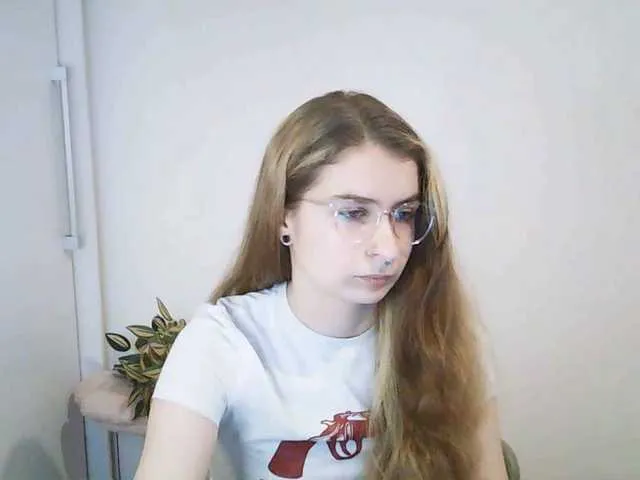 HotNina19 on BongaCams