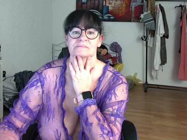 illymaus on BongaCams 